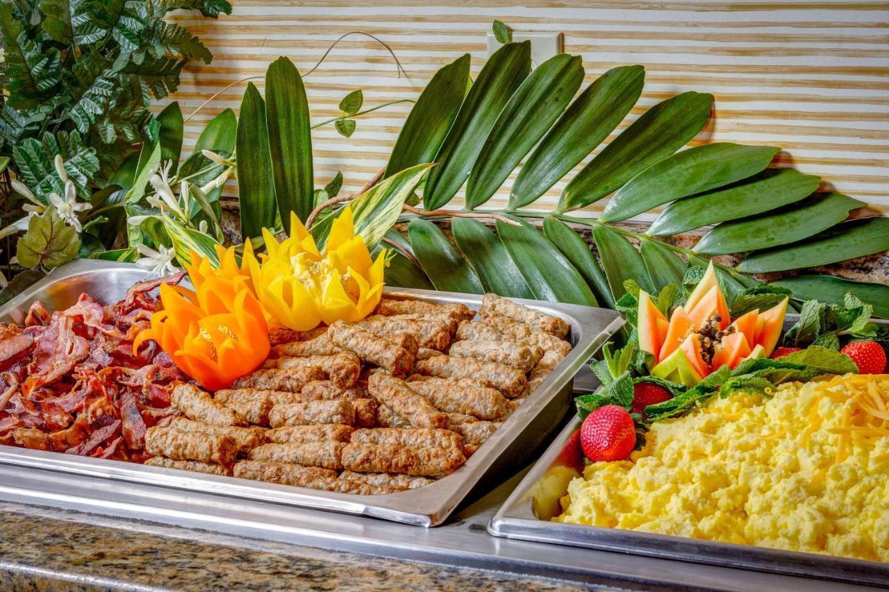 Clarion Inn & Suites At International Drive Williamsburg Luaran gambar